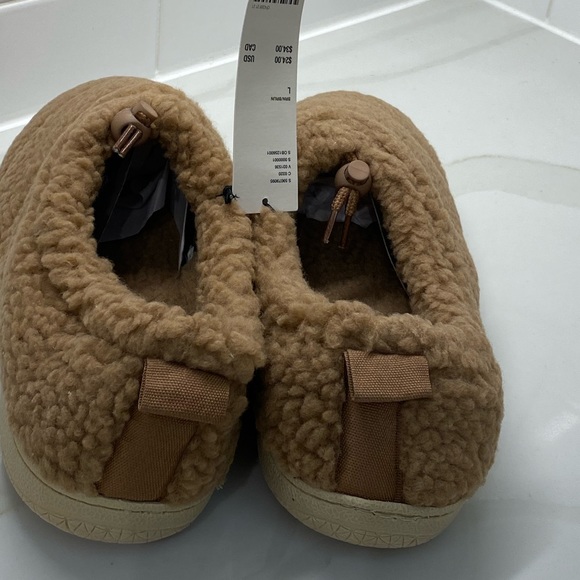 URBAN OUTFITTERS SHERPA HARDSOLE SLIPPERS NEW - Picture 3 of 11